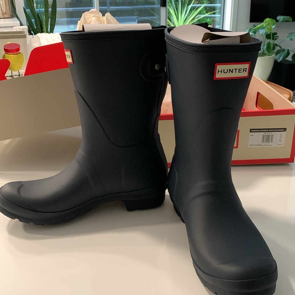 NEW HUNTER ORIGINAL BACK ADJUSTABLE SHORT RAINBOOTS NAVY SIZE 7/38
